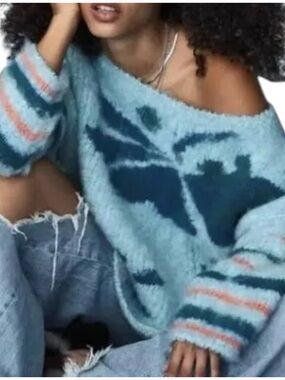 Free People Lily Cropped Pullover V-Neck Drop Shoulder Soft Fuzzy Knit Sweater S